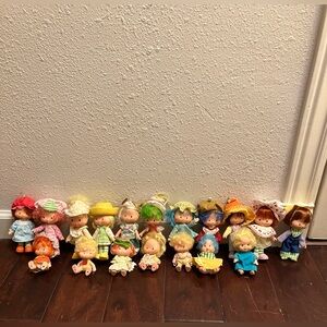 Vintage Strawberry Shortcake Doll, Accessories Bundle